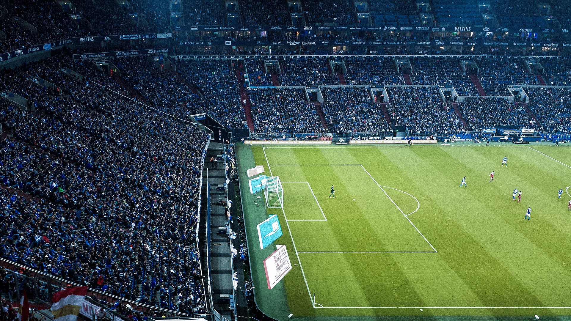 乒乓球赛场焦点!克罗地亚队对阵俄罗斯队,超级对决,球迷热情点燃赛场